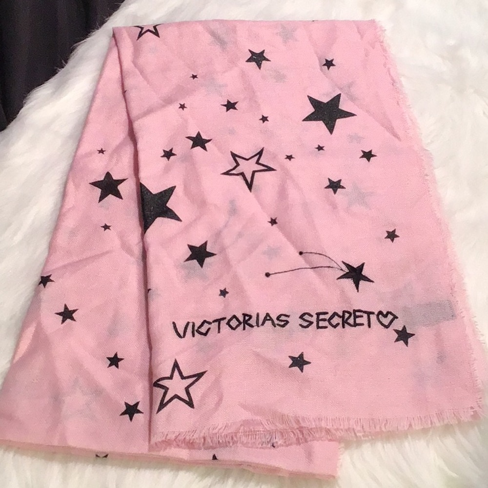Victoria’s Secret - blanket scarf  76” x 30” NWOT - Picture 3 of 6